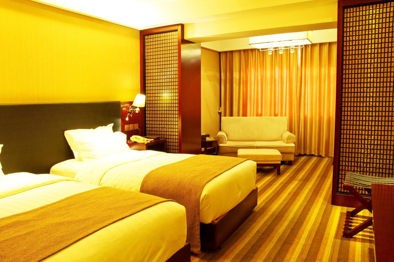 Beijing Dragon Spring Hotel Екстериор снимка